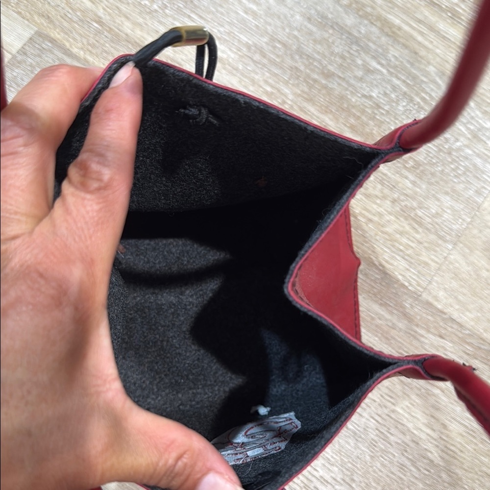 Alan Stuart Red Tote with Structured Design - Picture 7 of 7